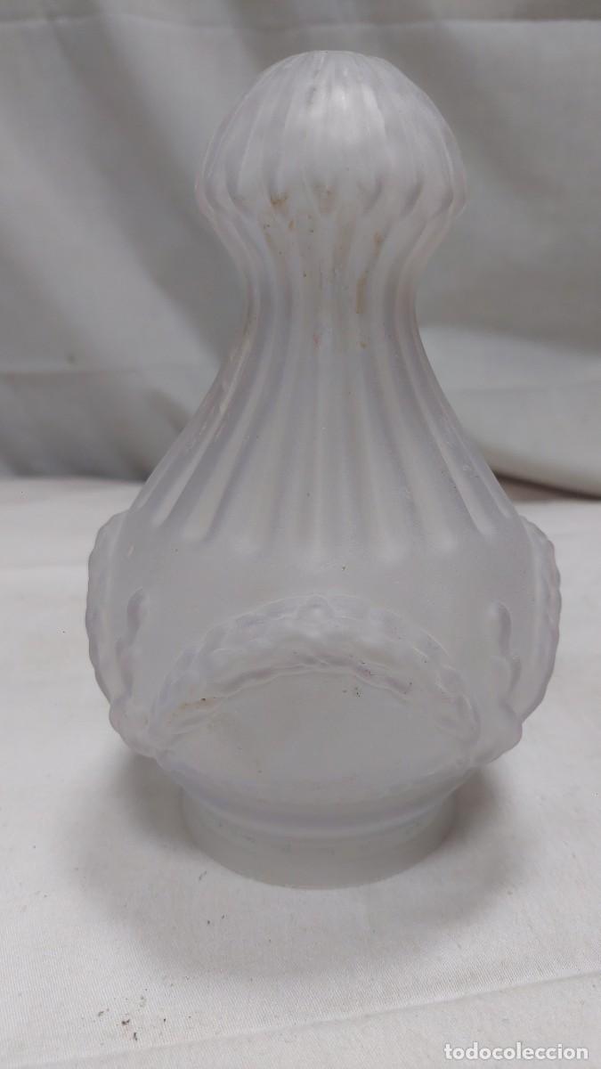 Antig&uuml;edades: Tulipa de cristal modernista
