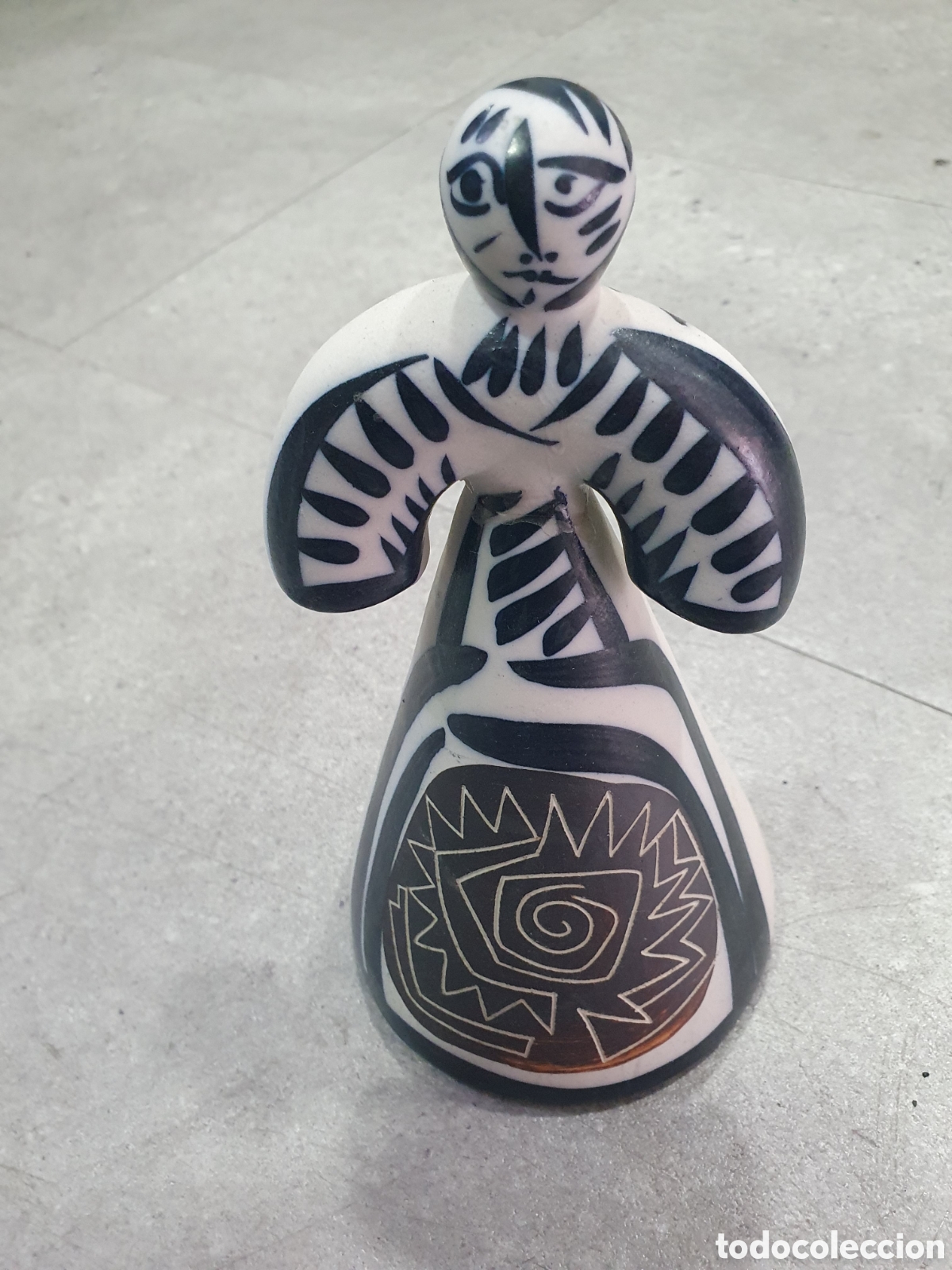 Antig&uuml;edades: Figura cer&aacute;mica gallega Otero Regal. (L73)