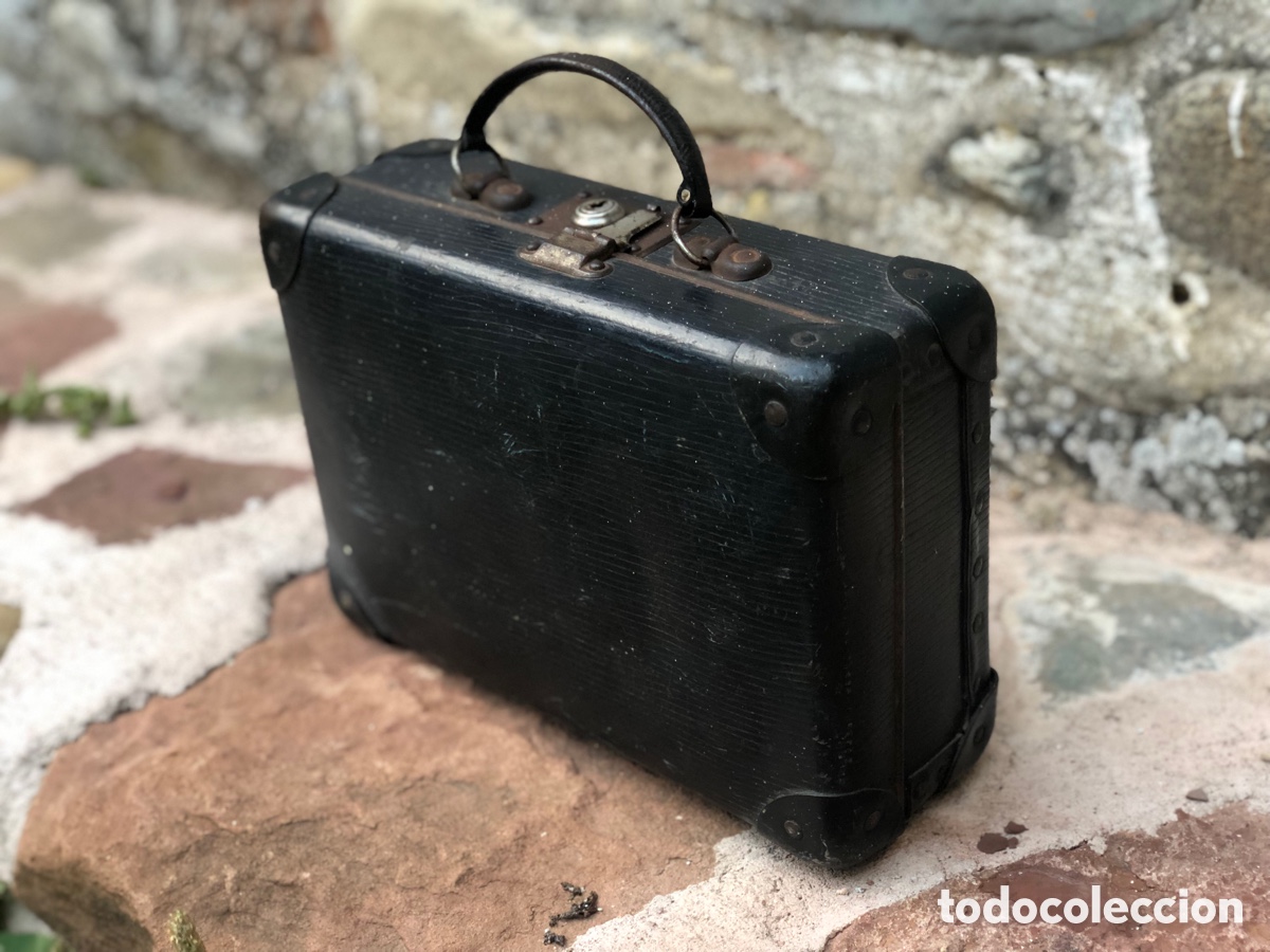 Antig&uuml;edades: ANTIGUO MALET&Iacute;N DE VIAJE