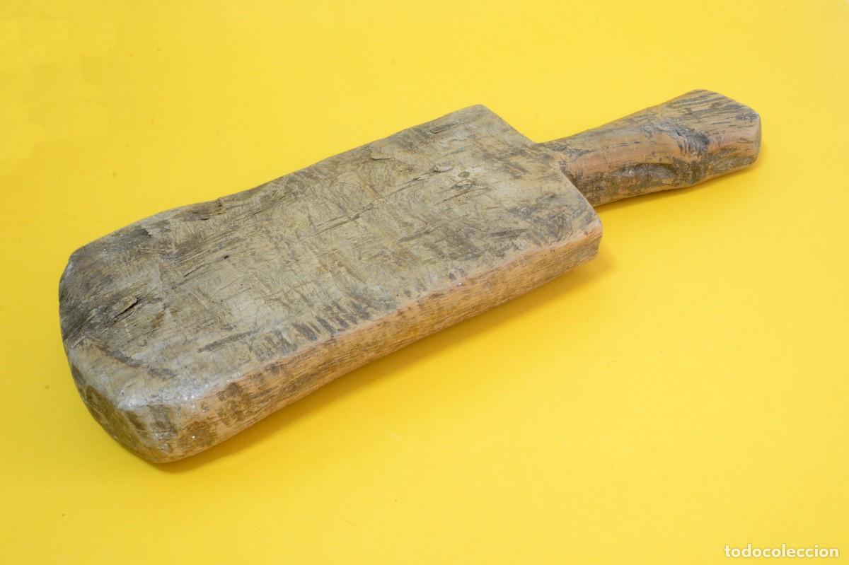 Antig&uuml;edades: Tabla de madera r&uacute;stica antigua de cocina