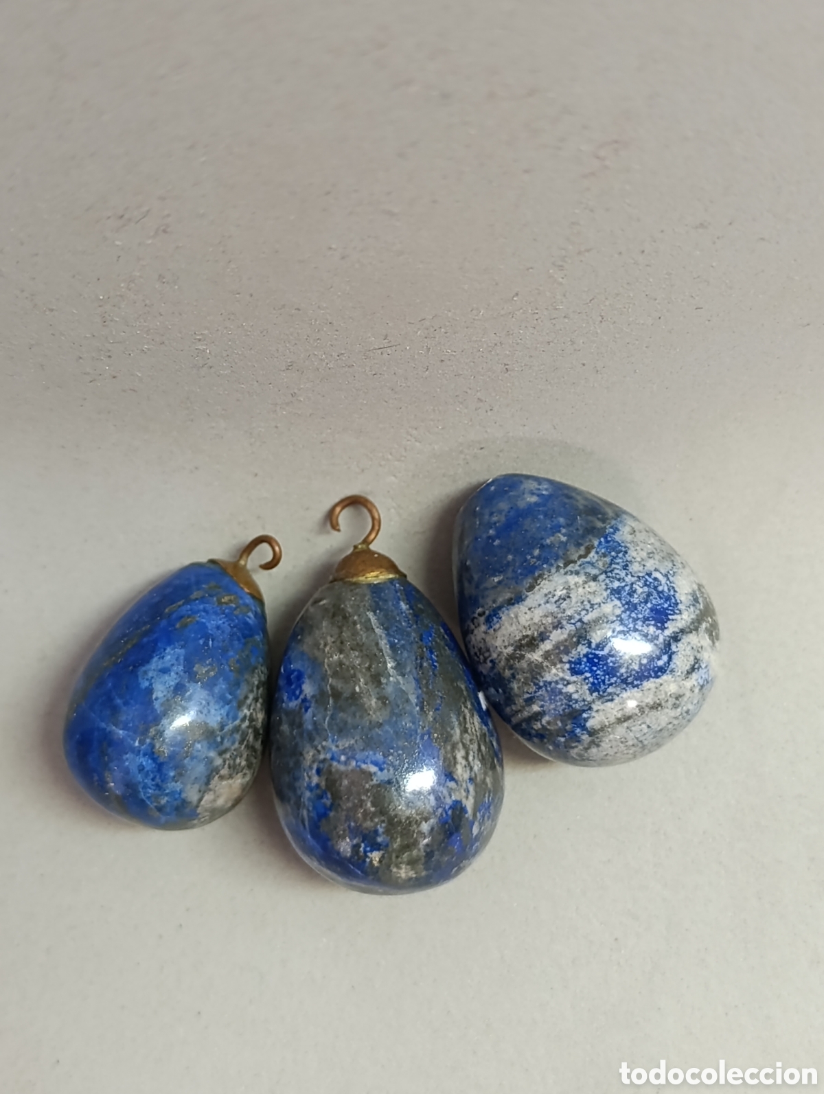 Antig&uuml;edades: PIEZAS DE LAPISLAZULI, 3 UNIDADES EN FORMA DE GOTAS. - Foto 2