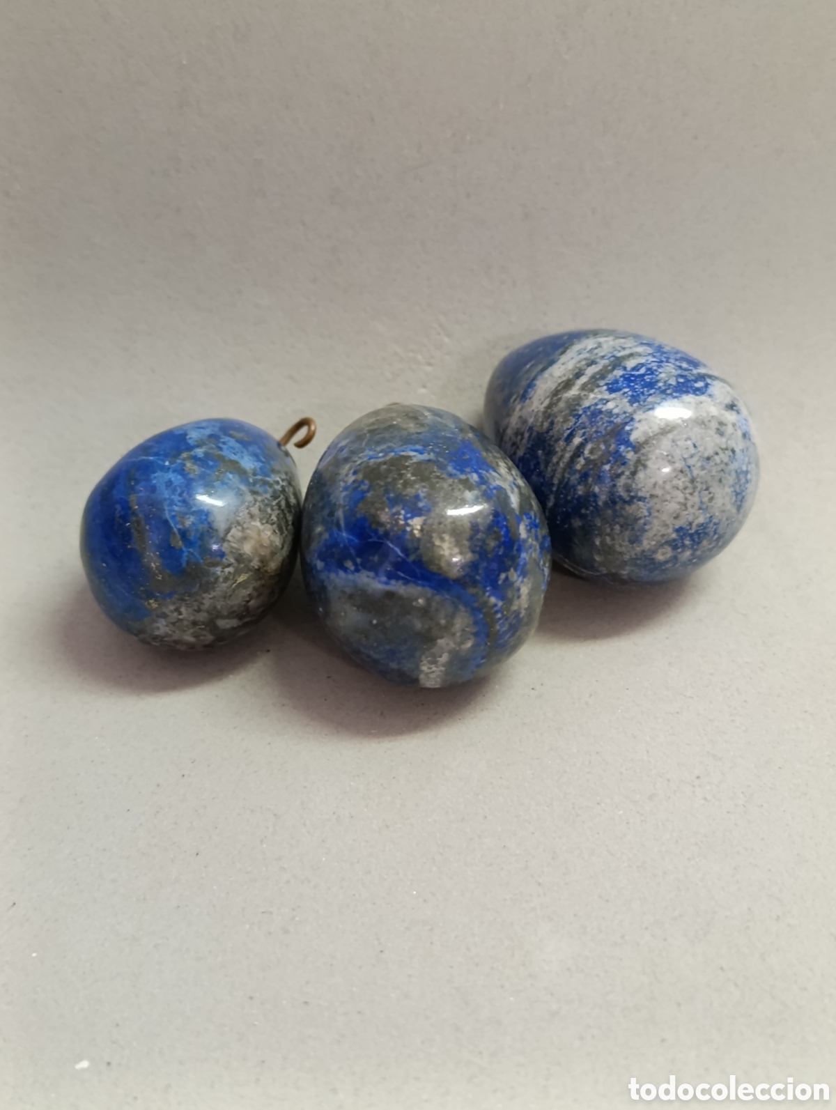 Antig&uuml;edades: PIEZAS DE LAPISLAZULI, 3 UNIDADES EN FORMA DE GOTAS. - Foto 3