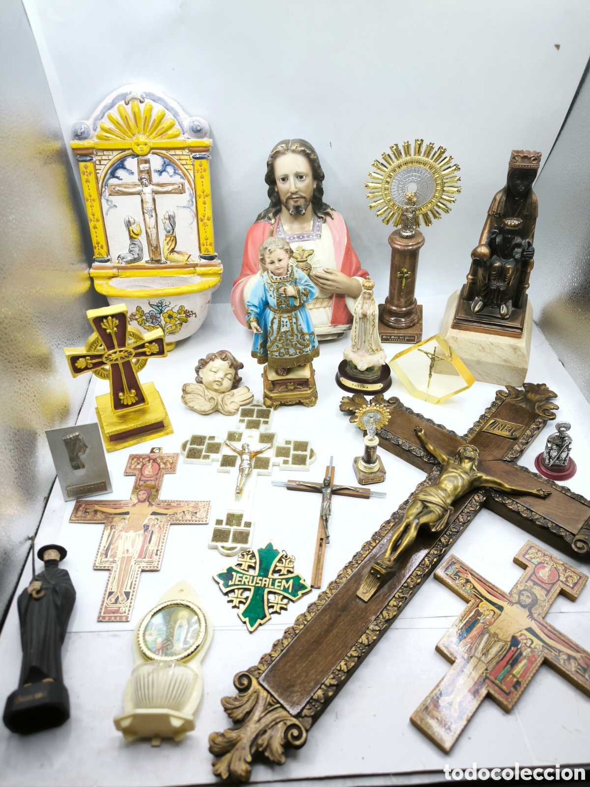 Oggetti Antichi: Lote religioso tallas, crucifijos etc. Ver descripci&oacute;n