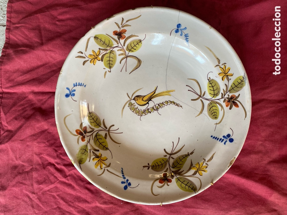 Antig&uuml;edades: Gran Fuente o plato ( para exhibir, Decorar) de Manises - Cer&aacute;mica del &rdquo;Pardalot&rdquo; - Siglo XIX- 45 cm