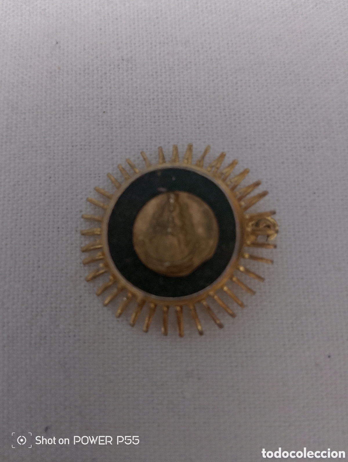 Antig&uuml;edades: Medalla de la virgen del roc&iacute;o - Foto 1