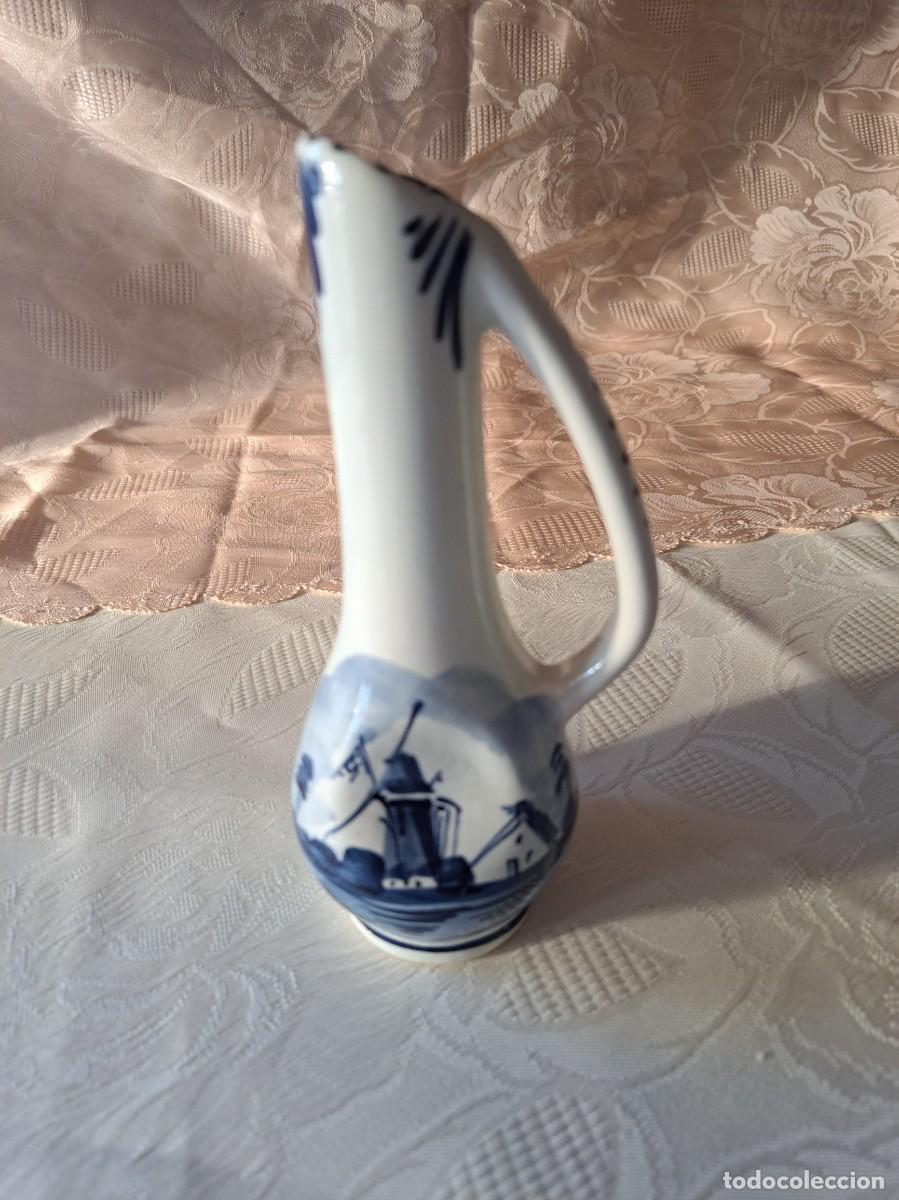 Antig&uuml;edades: Peque&ntilde;o jarr&oacute;n con asa de porcelana delft .