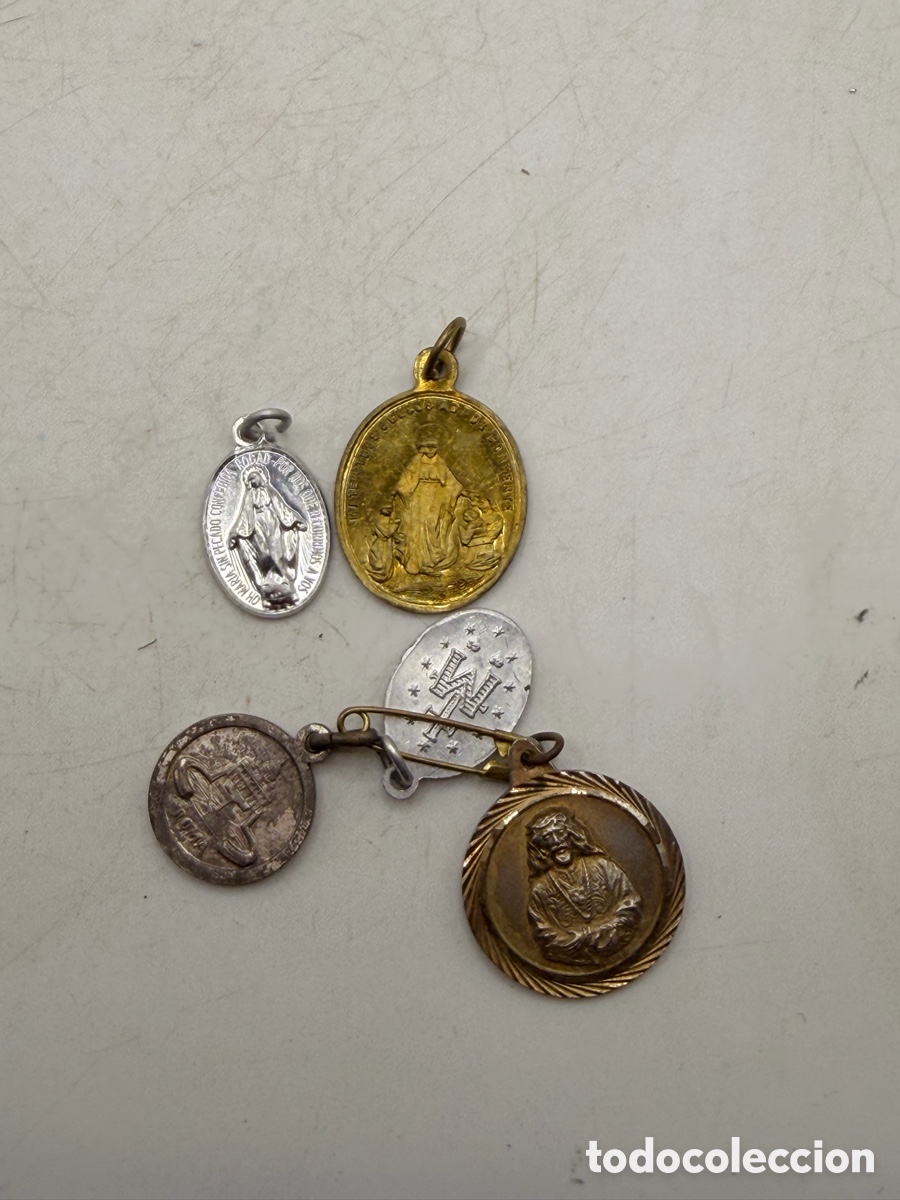 Antig&uuml;edades: Lote de Medallas Religiosas - Foto 3