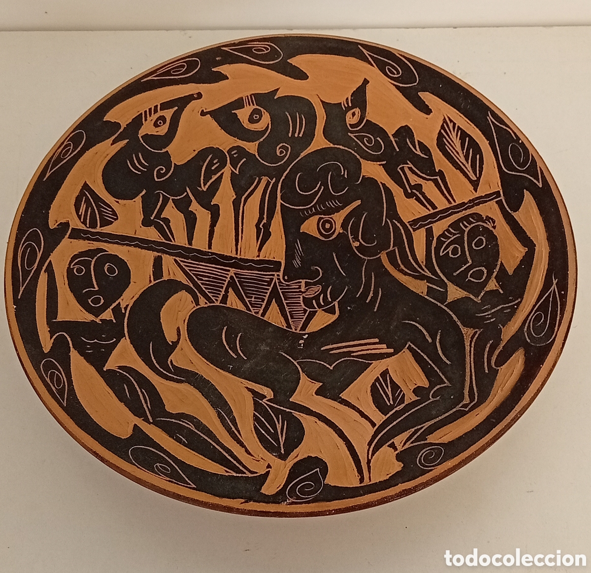 Antig&uuml;edades: .PLATO DECORATIVO DE CERMICA EN BARRO HECHO A MANO