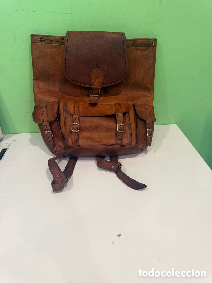 Antiquit&auml;ten: Mochila vintage de cuero aut&eacute;ntico marr&oacute;n con m&uacute;ltiples bolsillos &ndash; 40 x 42 cm