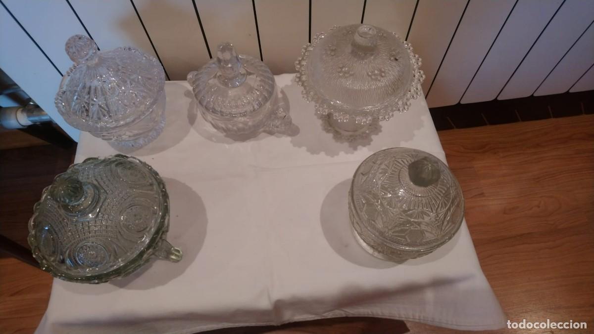 Antiquit&eacute;s: 5 bomboneras cristal tallado