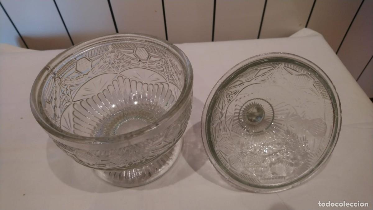 Antig&uuml;edades: 5 bomboneras cristal tallado - Foto 9