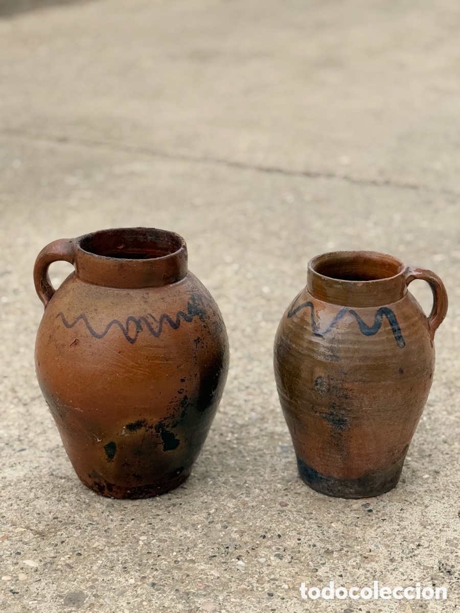 Antig&uuml;edades: 2 pucheros antiguos de barro - Foto 1
