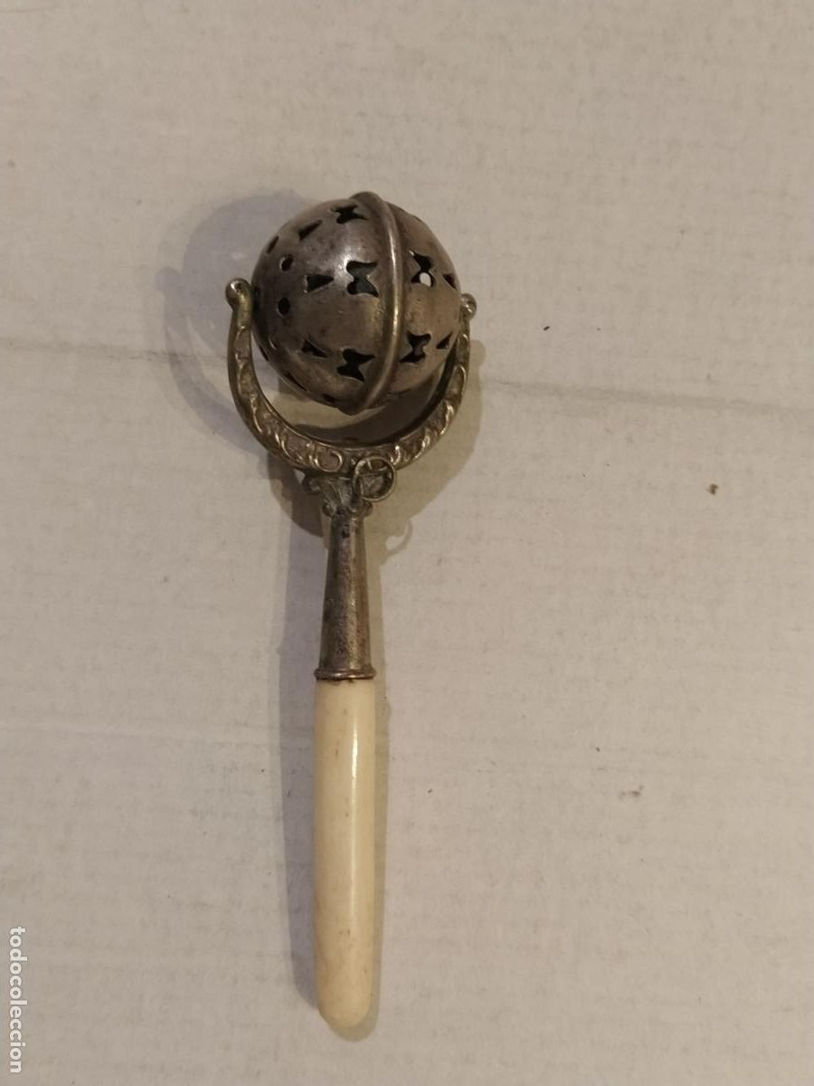 Antig&uuml;edades: SONAJERO ANTIGUO DE &iquest; PLATA Y NACAR ? -VER FOTOS