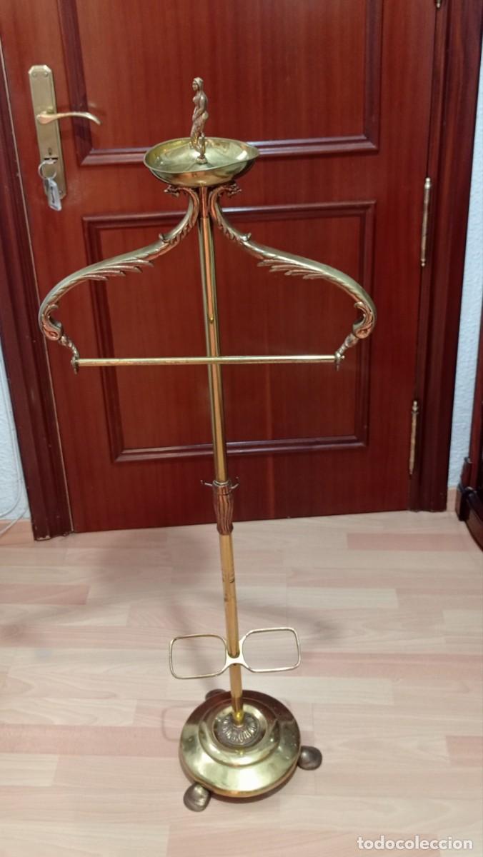 Antig&uuml;edades: Valet caballero franc&eacute;s Dresbboy