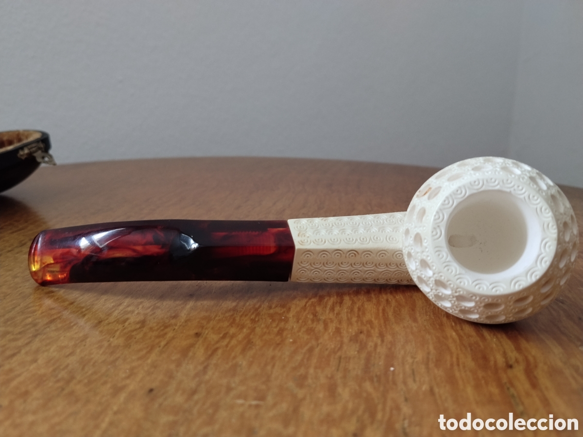 Antig&uuml;edades: Pipa de espuma de mar tallada con estuche antiguo