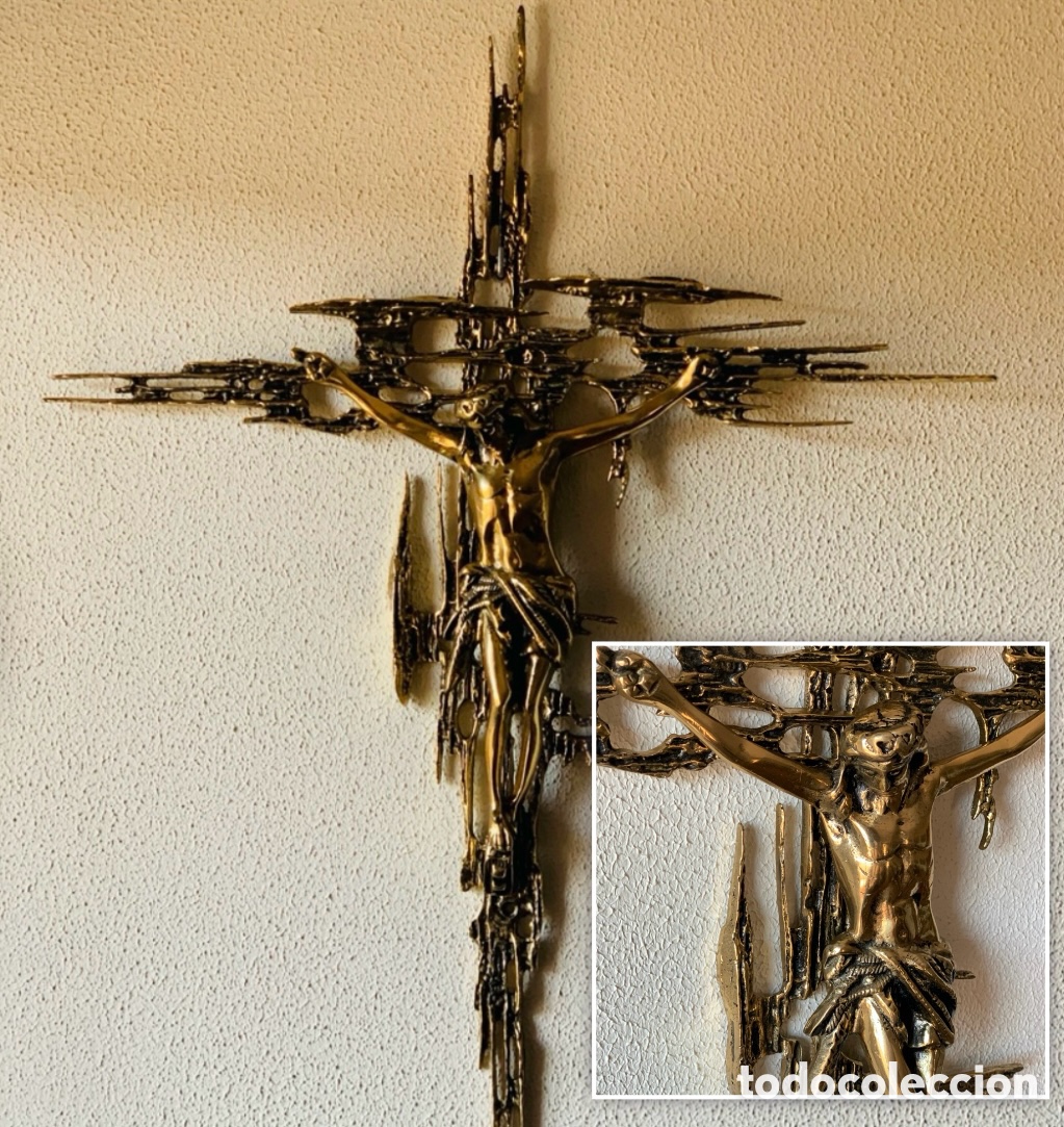 Antig&uuml;edades: Crucifijo de bronce brutalista vintage 77 cm | Escultura religiosa de pared