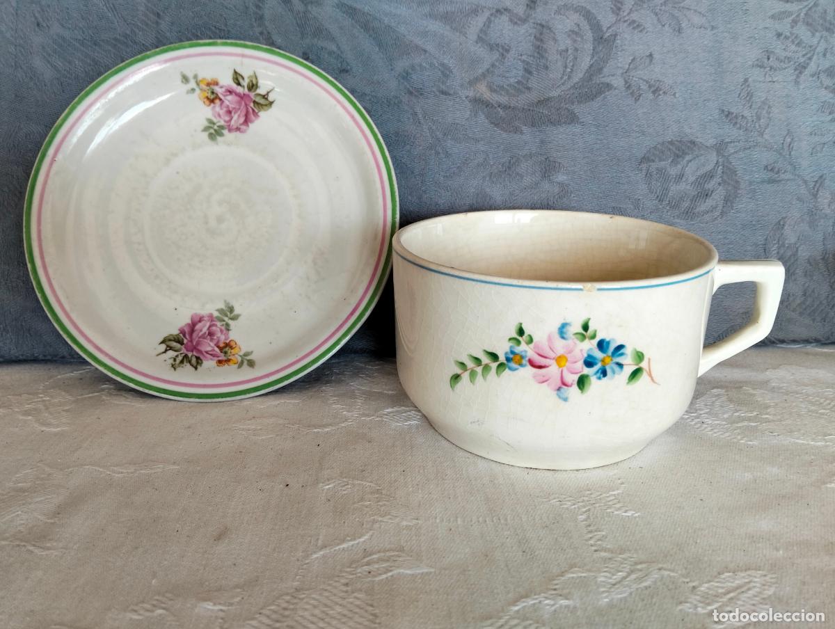 Antiguidades: Taza de porcelana cer&aacute;mica blanca con plato decoraciones de flores florecitas caf&eacute; t&eacute; San Claudio