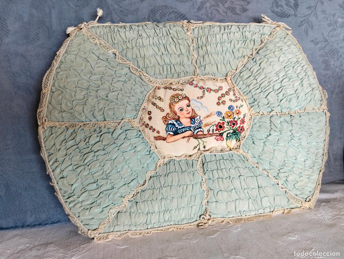 Antiquit&eacute;s: Estuche funda antigua llana plana para guardar pa&ntilde;uelos antiguo azul ni&ntilde;a pintada a mano a&ntilde;os 30
