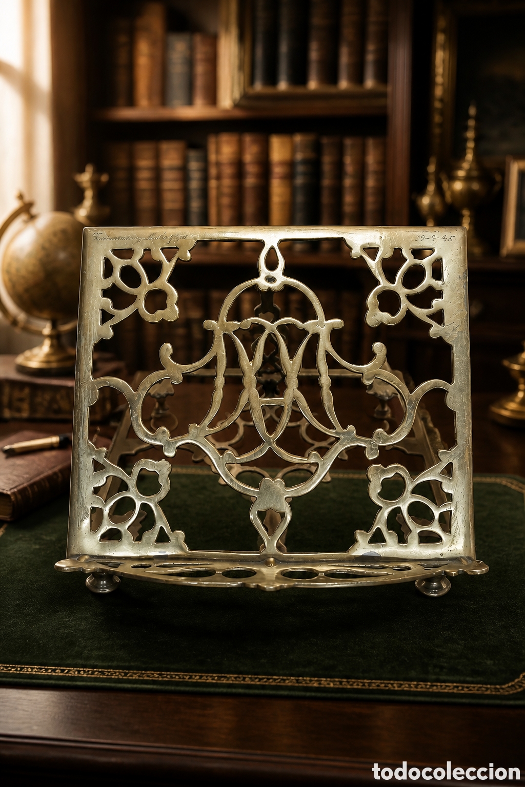 Antig&uuml;edades: ANTIGUO ATRIL DE ALTAR - SOPORTE DE LIBROS, ELABORADO EN BRONCE SOBREMESA