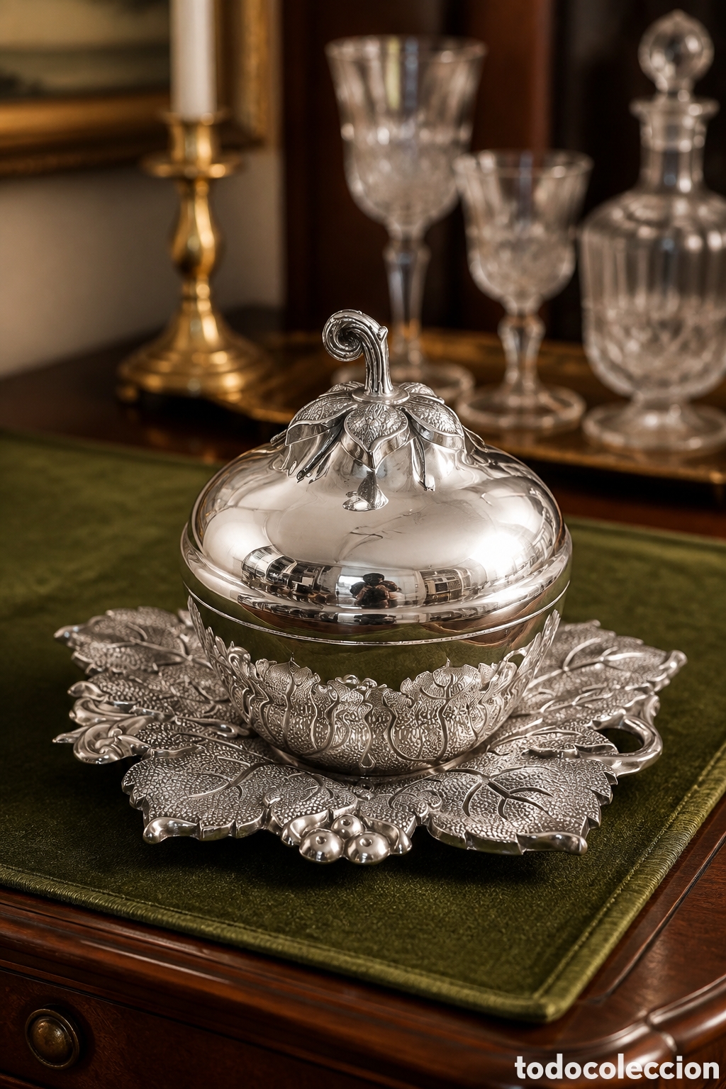 Antig&uuml;edades: Azucarero, bombonera en forma de manzana metal plateado ba&ntilde;o de plata...