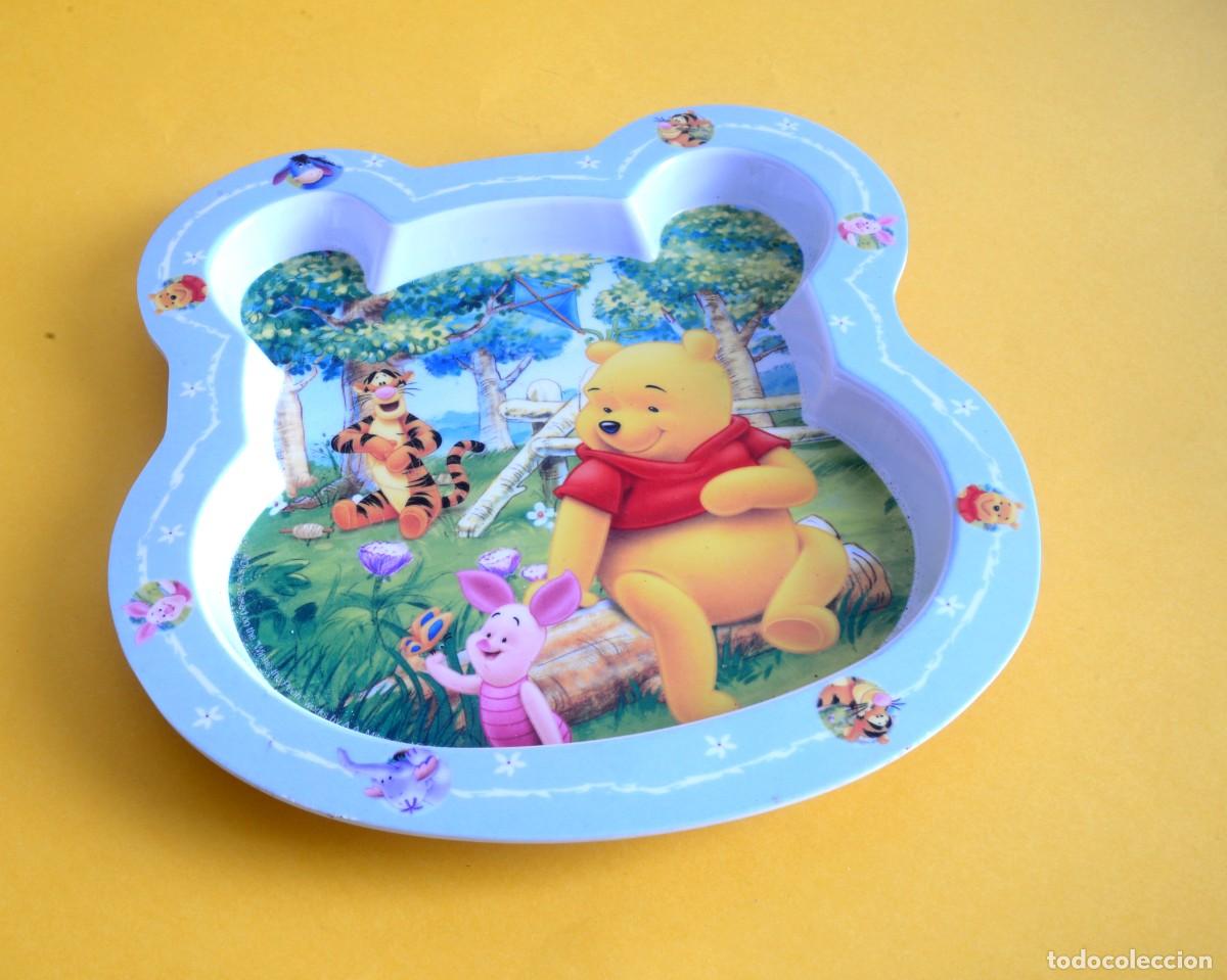 Antig&uuml;edades: Plato infantil de Disney contorneado de Winnie the Pooh