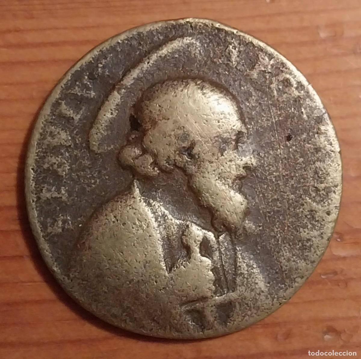Antiquit&eacute;s: Antigua medalla del s. XVIII. San Pedro / San Pablo.