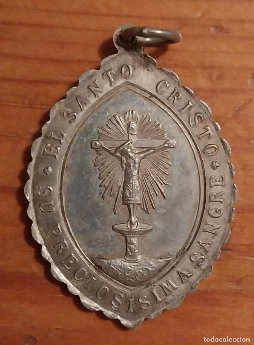 Antiques: Antigua medalla del Cristo de la Sangre. Mallorca. Buen tama&ntilde;o.