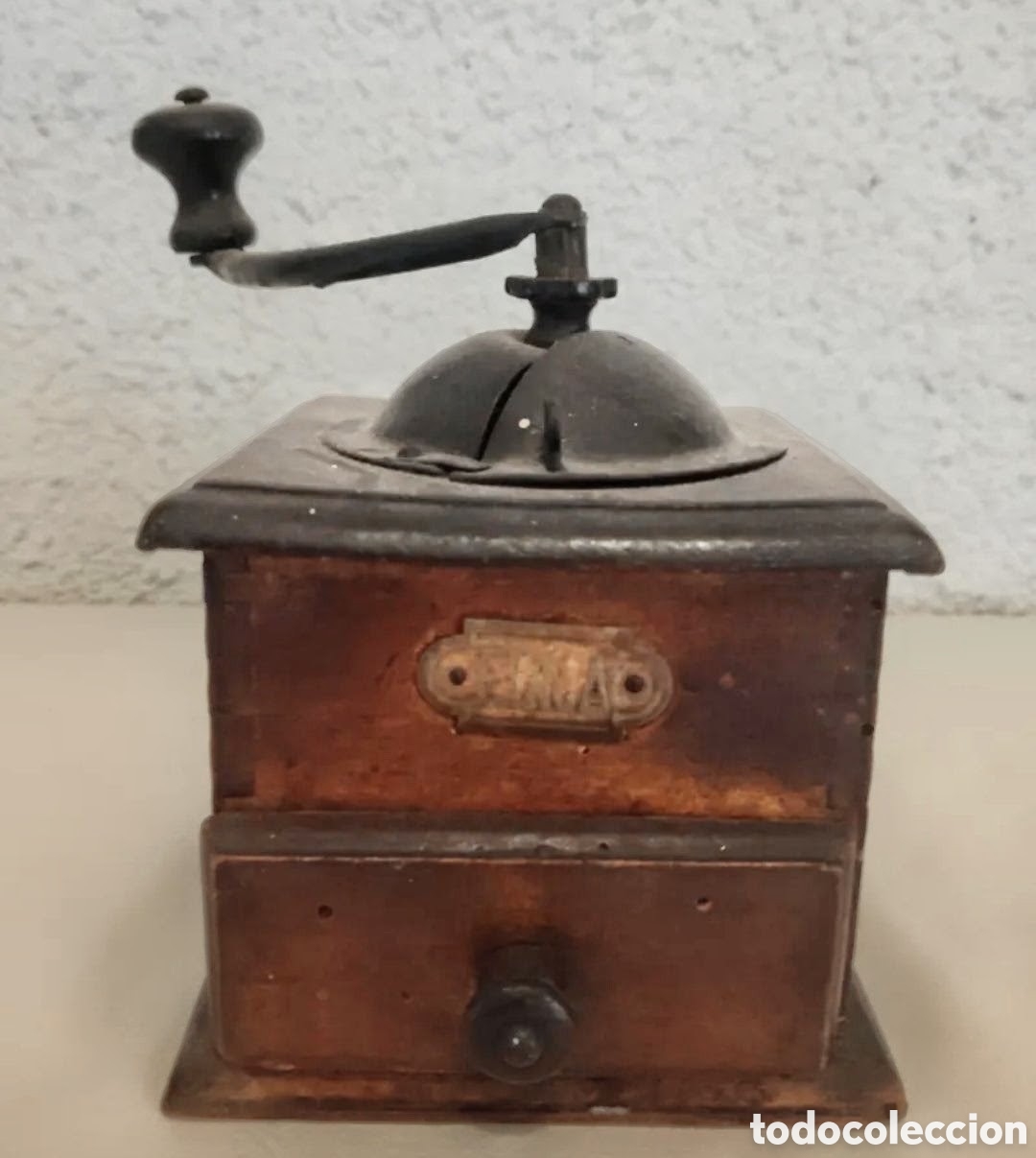 Antiguidades: Antiguo molinillo de caf&eacute; marca Elma