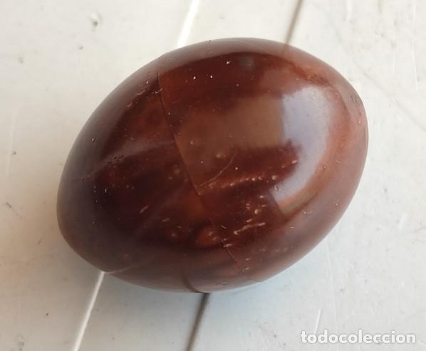 Oggetti Antichi: PEQUE&Ntilde;O HUEVO BOTE DE MADERA PARA ZURZIR, SE DESENROSCA PARA METER ALGO, 30 X 23 MM