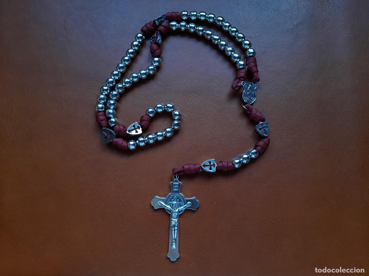 Antiguidades: Rosario de Combate rojo con Cruz del Perdon, metalico.