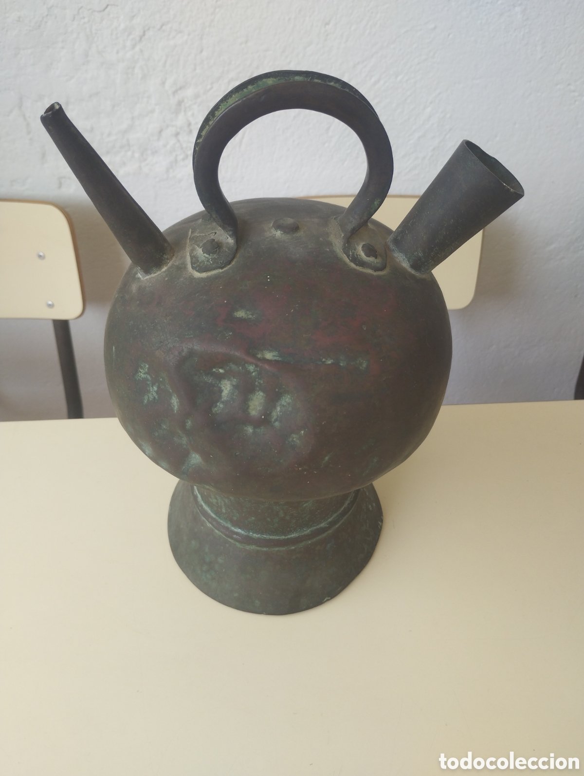 Antig&uuml;edades: Grande botijo catalan de cobre muy antiguo 33cmX20cm