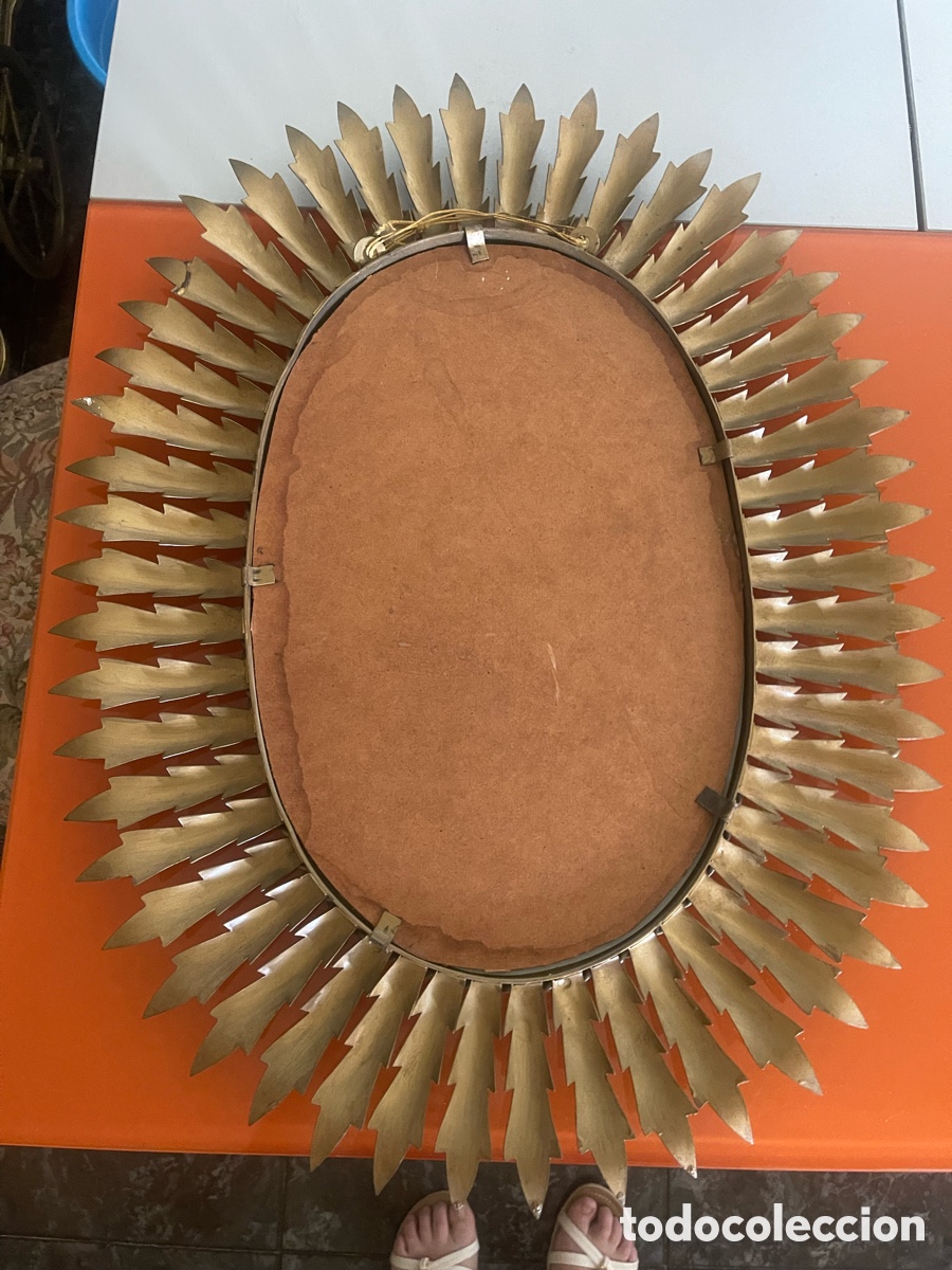 Antig&uuml;edades: Espejo antiguo tipo sol dorado - Foto 3