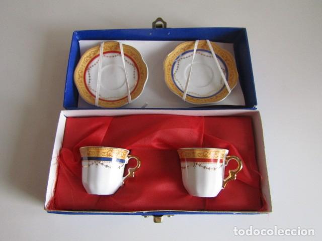 Antig&uuml;edades: PRECIOSO JUEGO DE CAFE 2 TAZAS Y PLATILLOS MINIATURA PORCELANA TIPO DUCA DI BAVARIA