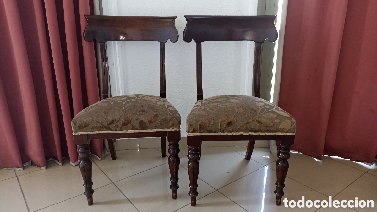 Antig&uuml;edades: Pareja de Sillas Antiguas Estilo Alfonsino / Victoriano &ndash; Madera Noble y Elegancia Cl&aacute;sica