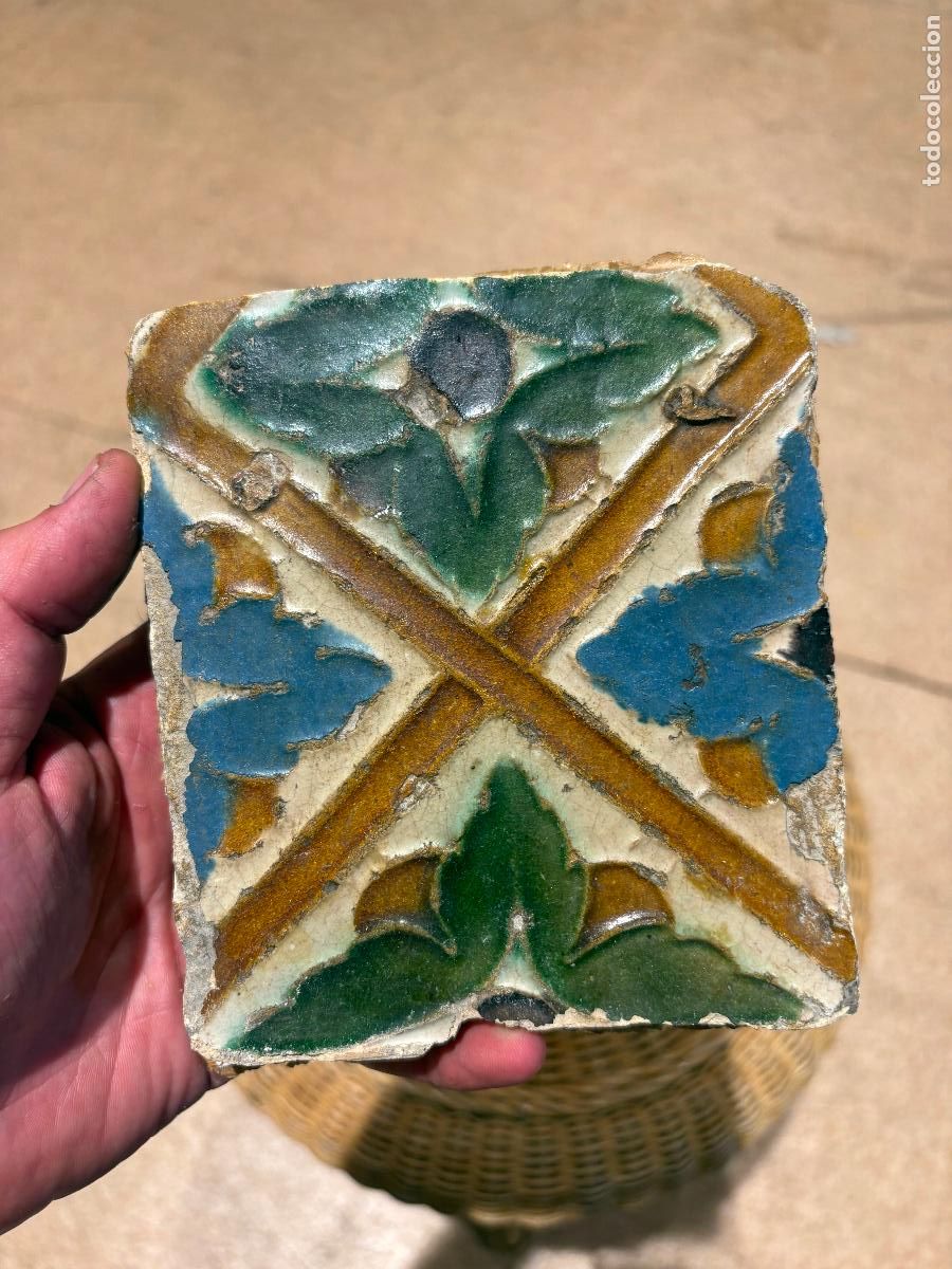 Antig&uuml;edades: Azulejo monasterio monsalud cuerda seca 13-14 cm mucho grosor medieval andalucia circa 1500