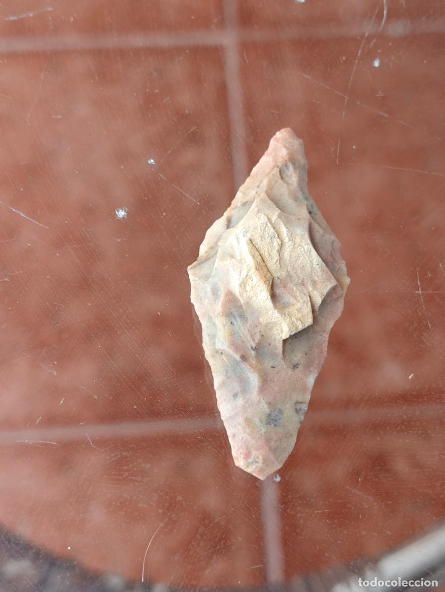 Antig&uuml;edades: Musteriense s&iacute;lex -Punta de flecha - 4,1 cms -Lote 139/6