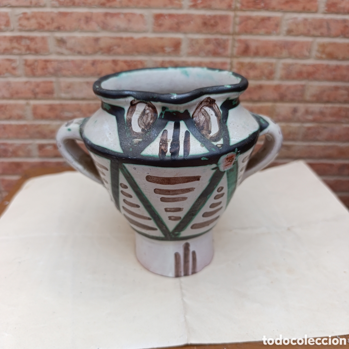 Antig&uuml;edades: Cer&aacute;mica Teruel,taller Punter,mortero vertedor 3 asas,15 cm