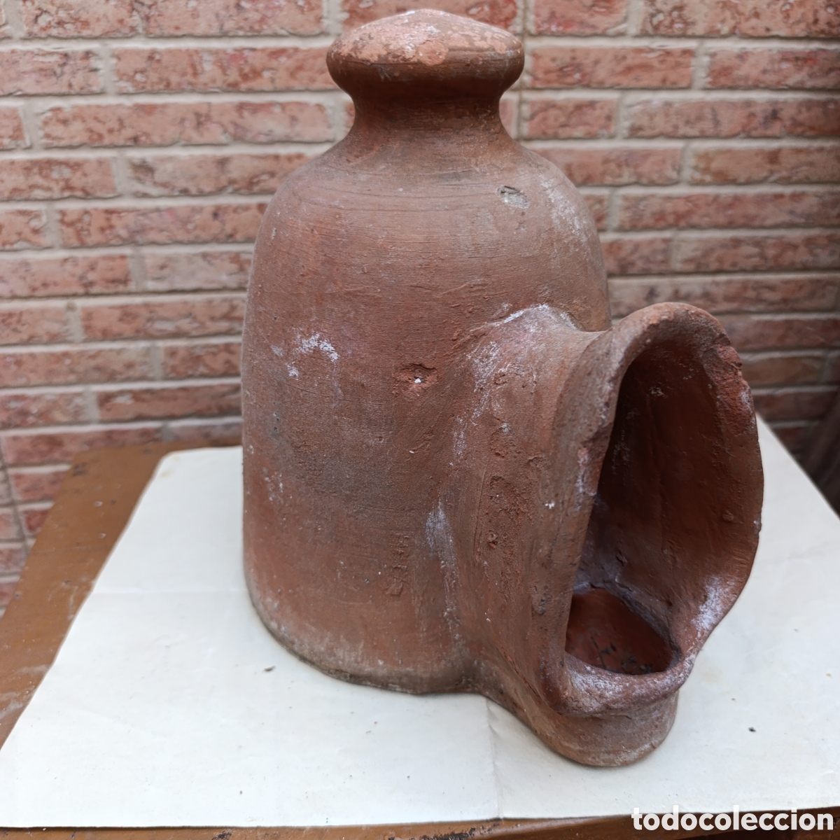 Antig&uuml;edades: Antiguo bebedero aves artesanal tradicional , terracota,23 cm alto