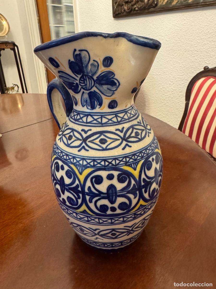 Antig&uuml;edades: Antigua jarra de agua