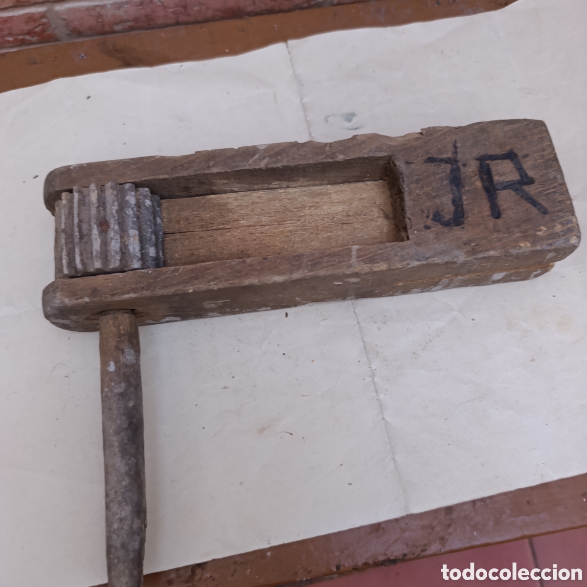 Antig&uuml;edades: Carraca o matraca de madera antigua - Foto 1