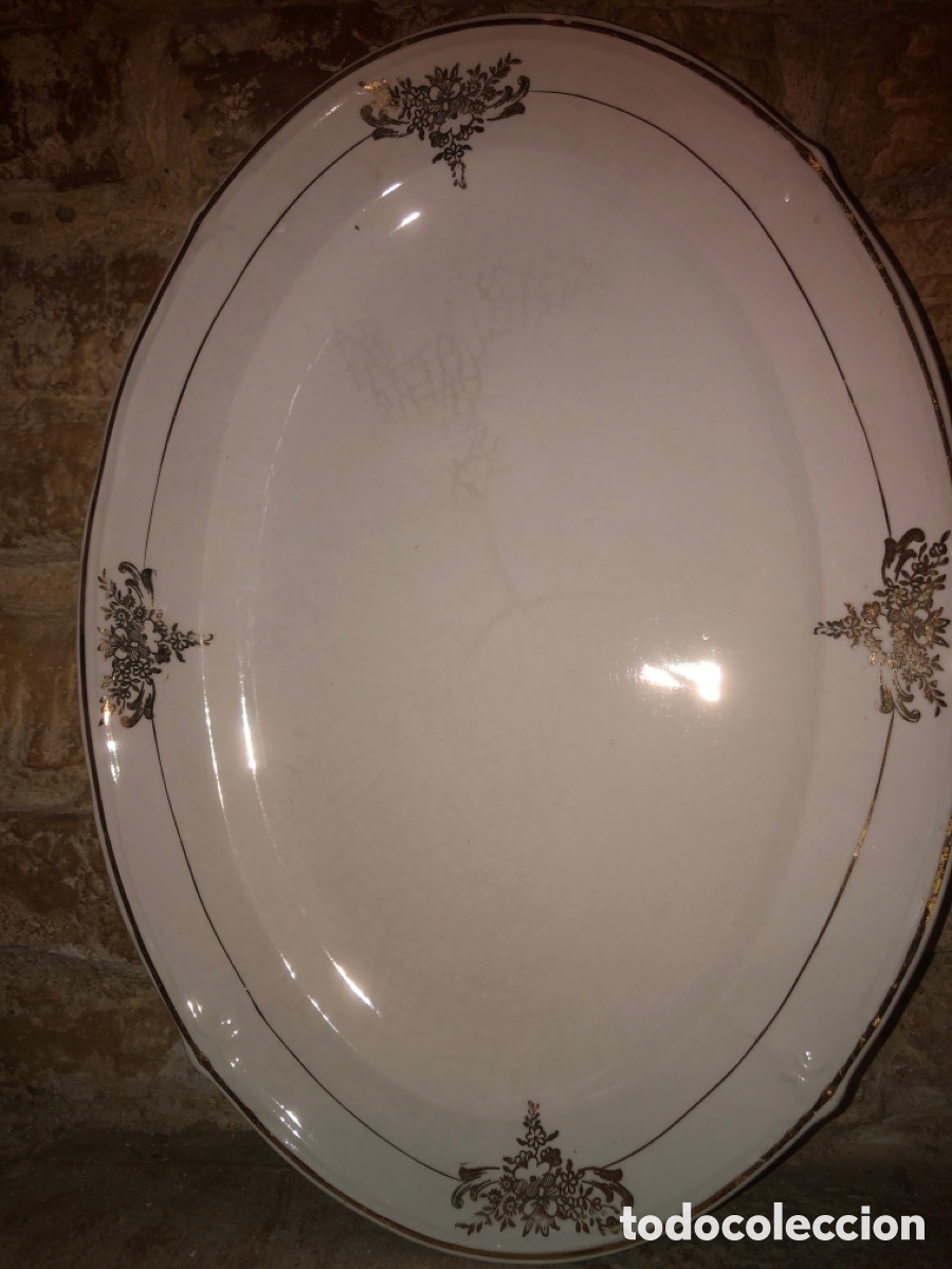 Antig&uuml;edades: Bandeja san Claudio 31 cm (ribete oro )