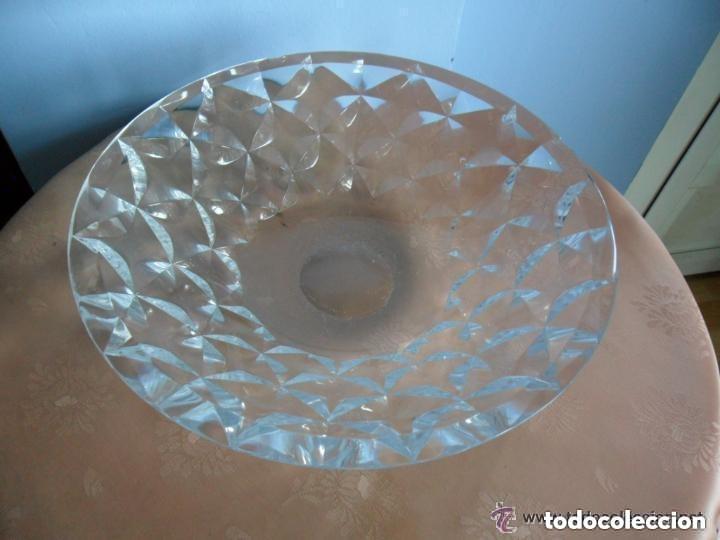 Antig&uuml;edades: GRAN CENTRO DE MESA O FRUTERO DE CRISTAL TALLADO A&Ntilde;OS 30