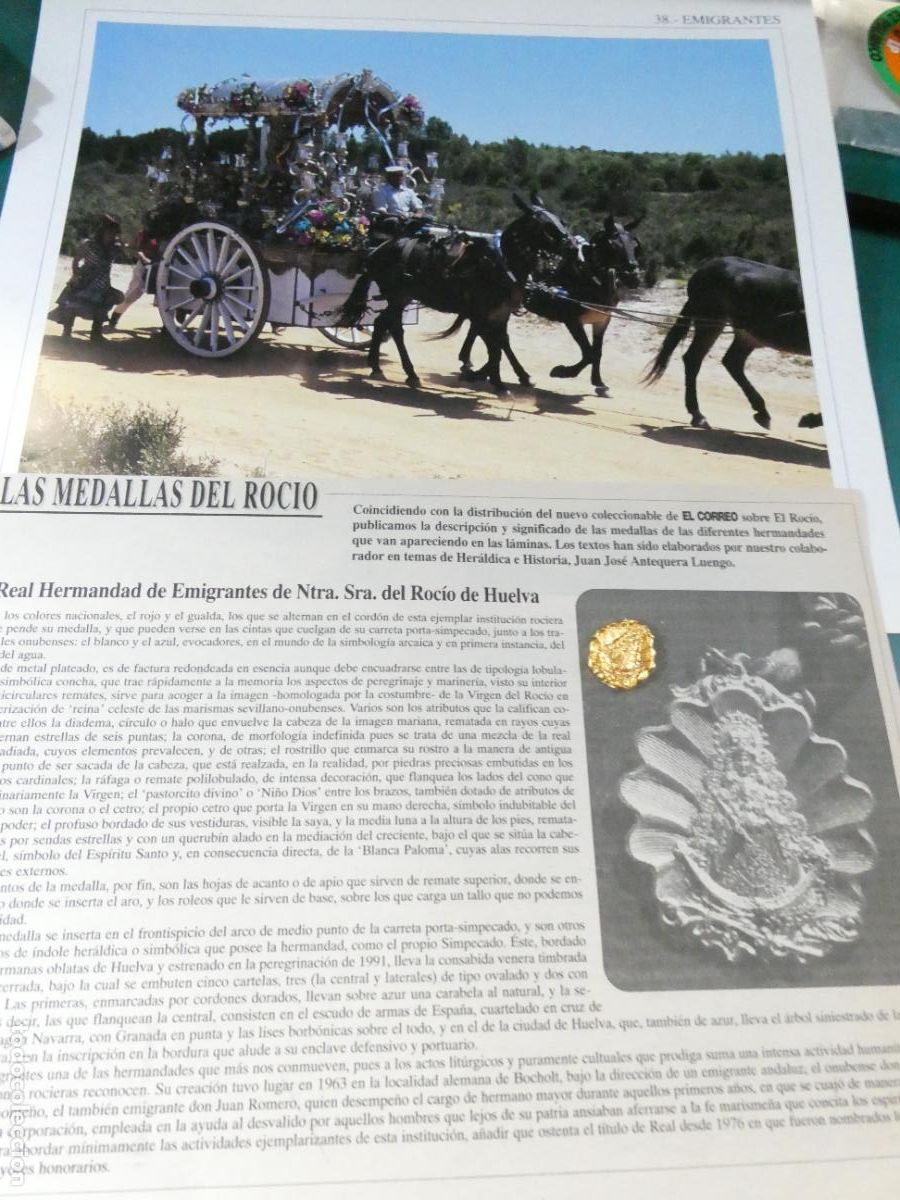 Antig&uuml;edades: INSIGNIA MEDALLITA ROCIERA + L&Aacute;MINA + HISTORIA MEDALLA HERMANDAD VIRGEN ROC&Iacute;O 38 EMIGRANTES HUELVA
