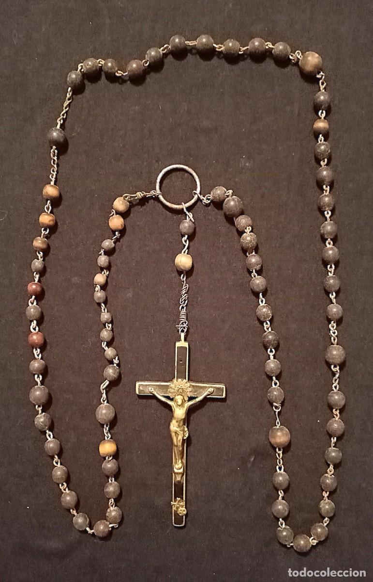 Antig&uuml;edades: Gran rosario frailero del s. XIX con magn&iacute;fico crucifijo en bronce y madera.