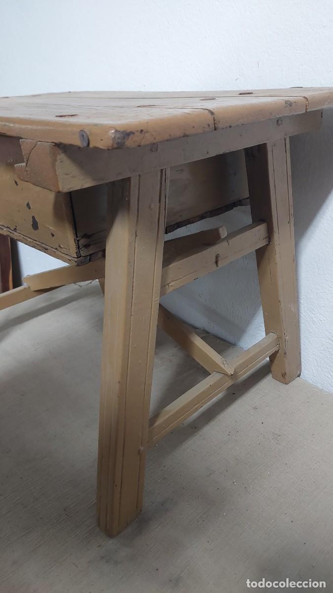 Antig&uuml;edades: Antigua mesa tocinera de madera - Foto 5