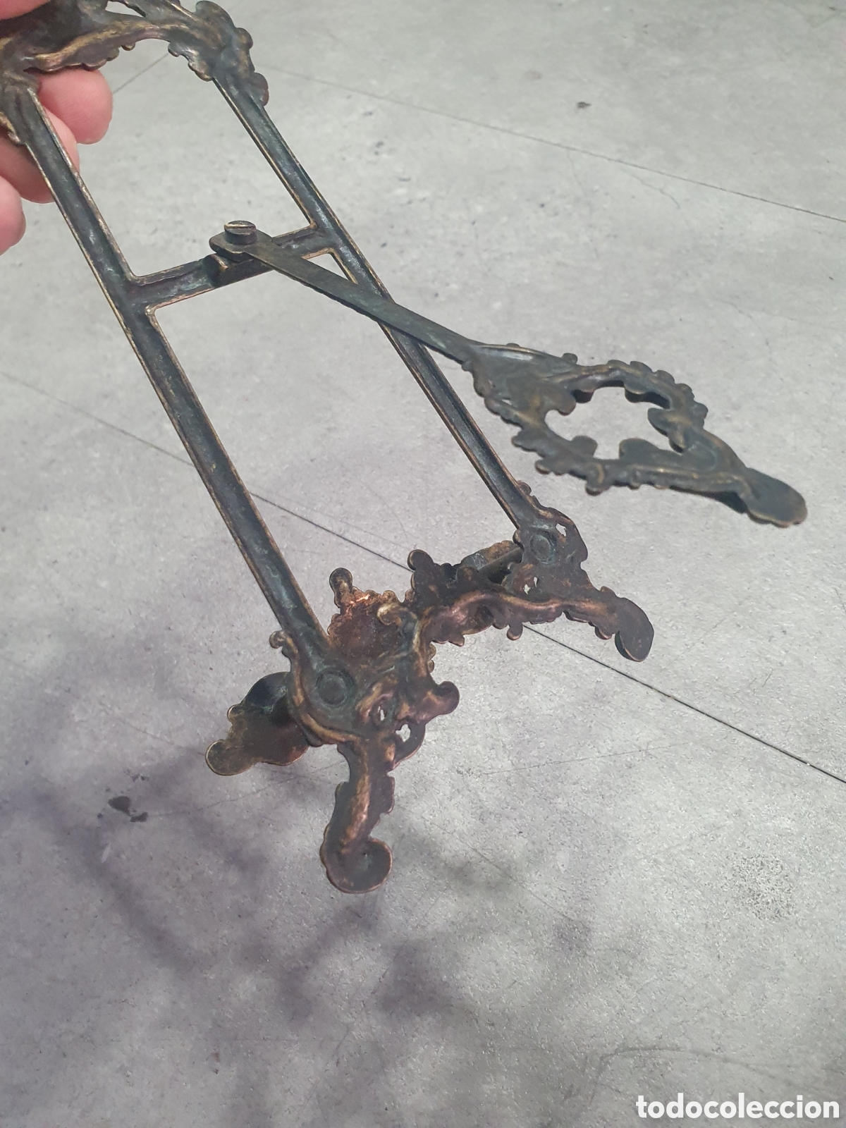Antig&uuml;edades: Antiguo atril bronce. (L127) - Foto 2