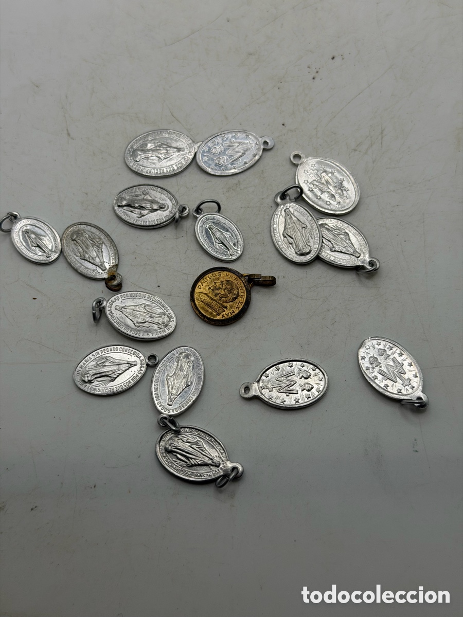 Antig&uuml;edades: Lote de Medallas Religiosas - Foto 3