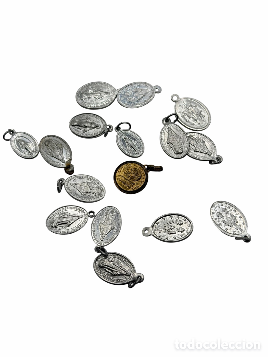 Antig&uuml;edades: Lote de Medallas Religiosas - Foto 1