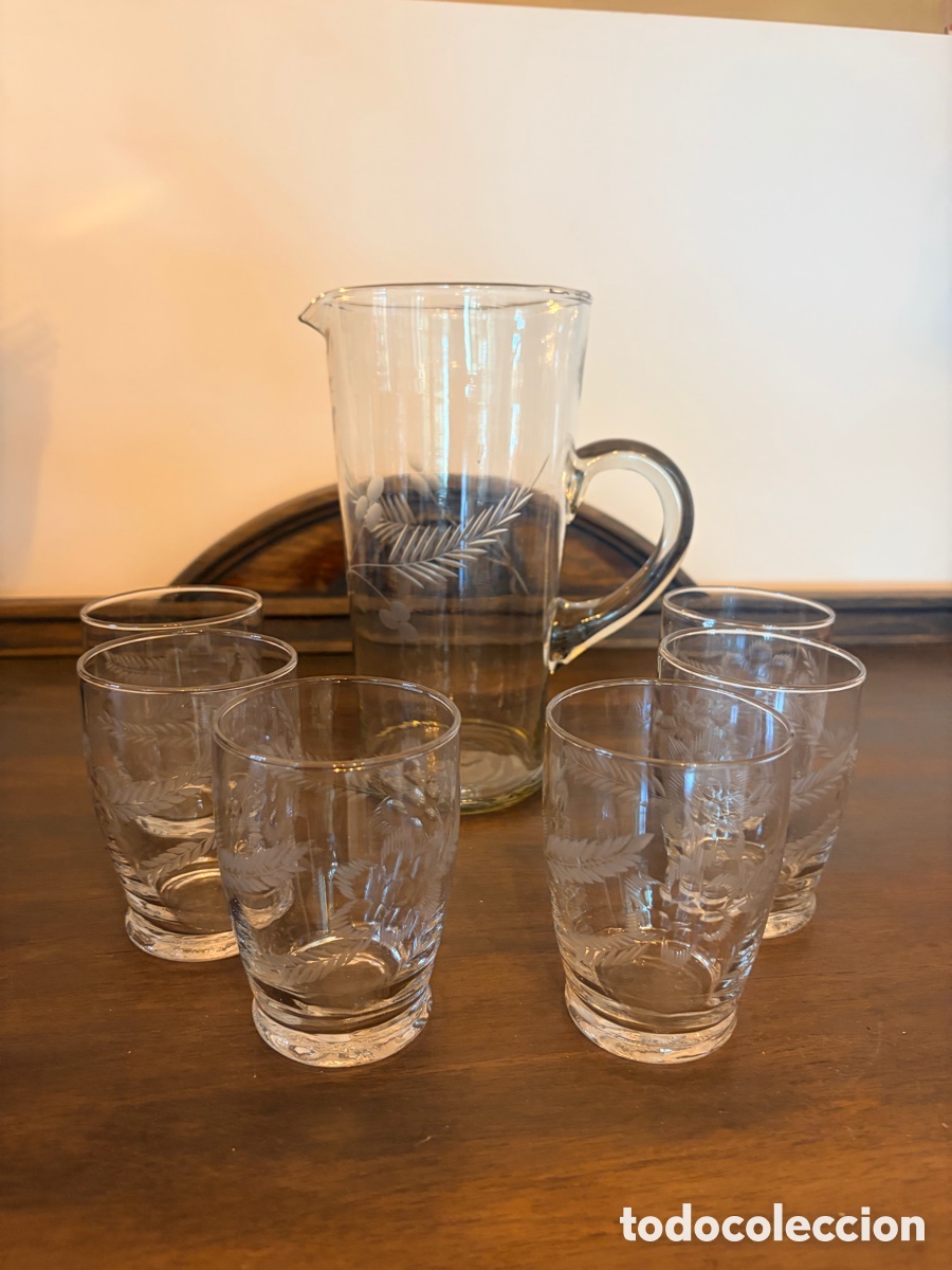 Antig&uuml;edades: Antiguo conjunto de refrescos de cristal grabado