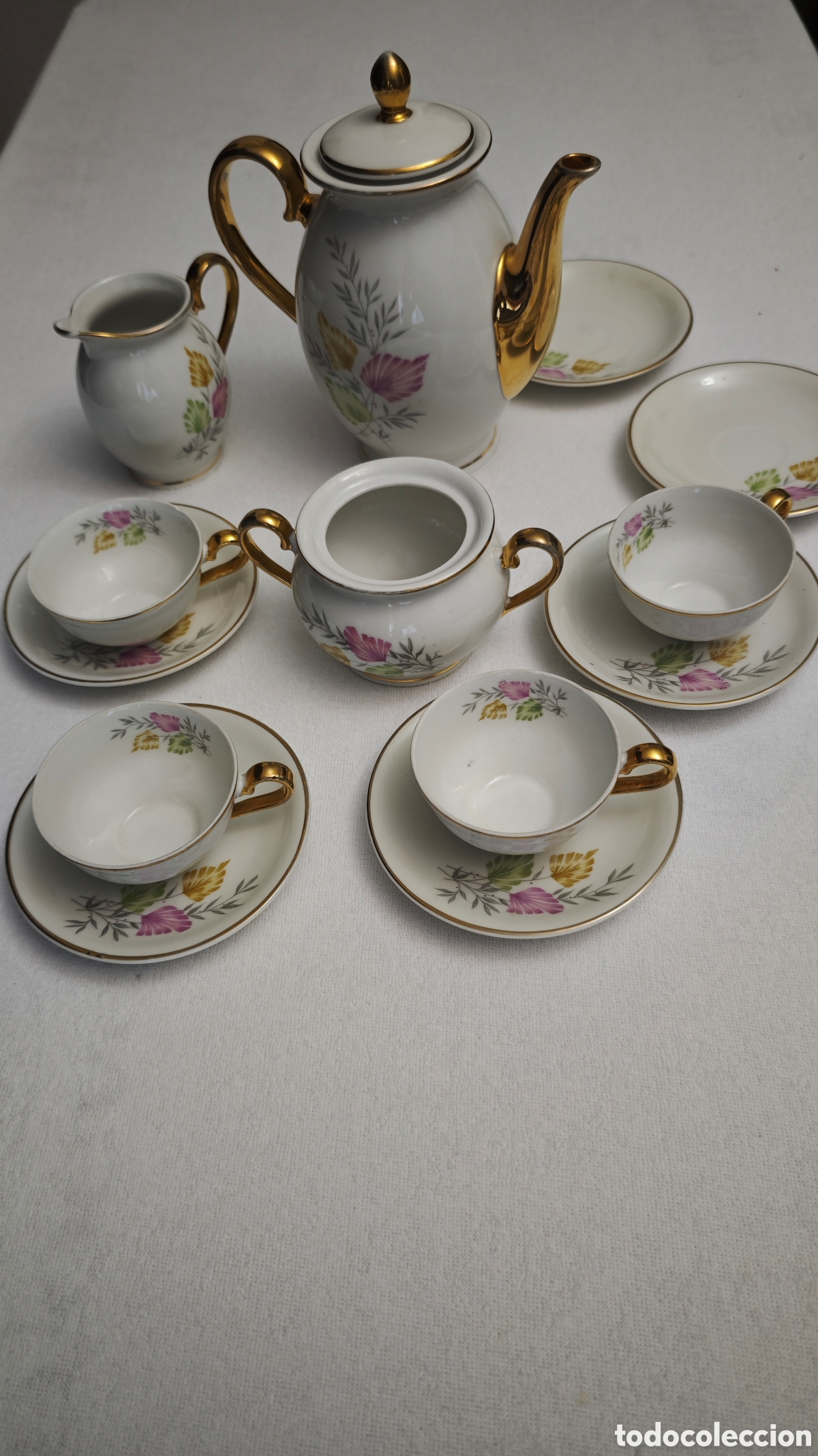 Antig&uuml;edades: Antiguo Juego de Caf&eacute; / T&eacute; Porcelana Decora Barcelona - Flores y Detalles en Oro - Vintage a&ntilde;os 60/7
